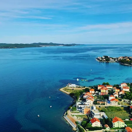 Lara Apartamento Sukošan