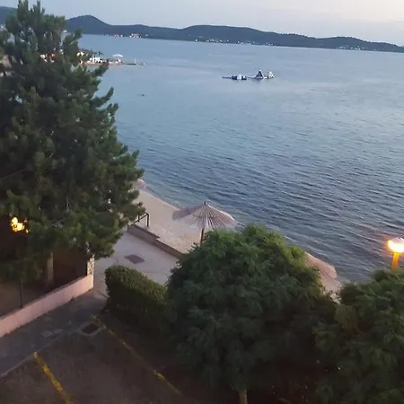 Apartamento Lara Sukošan