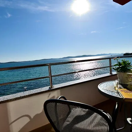 Lara Apartamento Sukošan