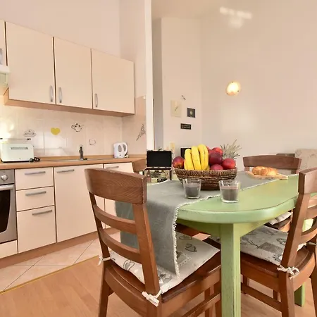 Apartamento Lara *