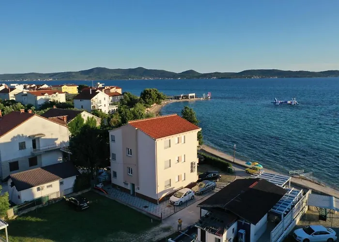 Apartman Lara