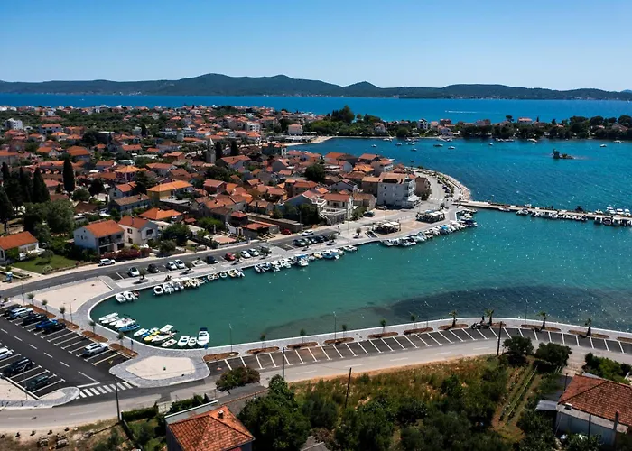 Lara Apartamento Sukošan