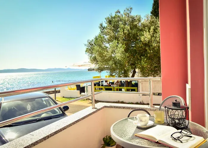 Lara Apartman