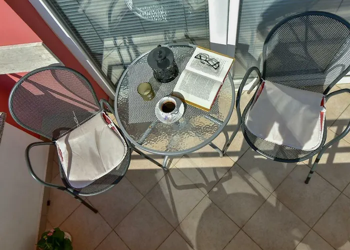 Apartman Lara *