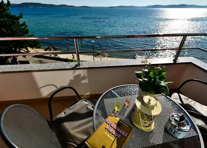 Lara Apartman