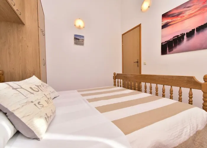 Apartman Lara Sukošan