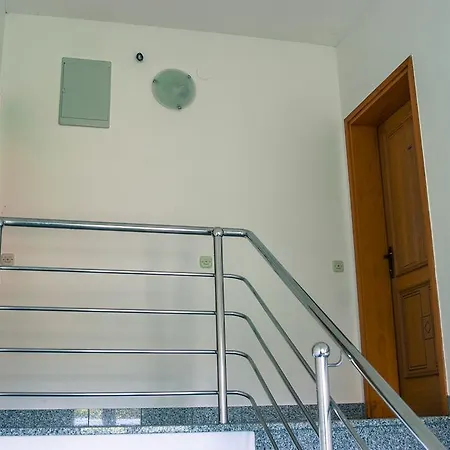 Lara Apartment Sukosan