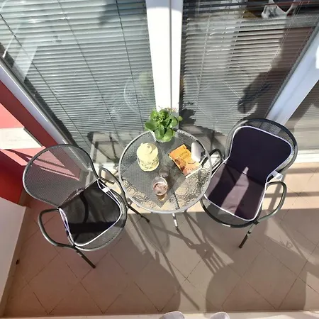Lara Apartment