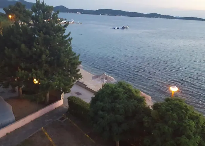 דירה Lara Sukošan